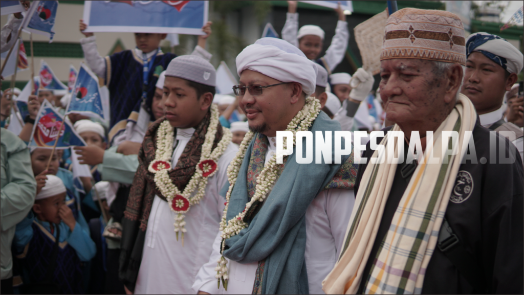 Kepulangan Sayyidul Walid Abah Guru, Membawa Berkah Dari Tanah Suci Dan ...